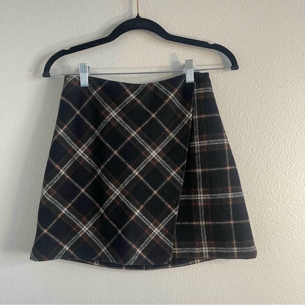 Hollister Black and Brown Plaid A-Line Skirt